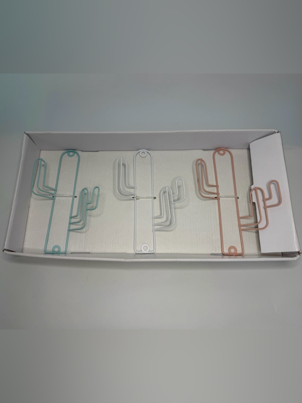 Room2Room Wire Cactus Wall Art Set of 3 Modern Decor Hooks Southwest 3D Wire